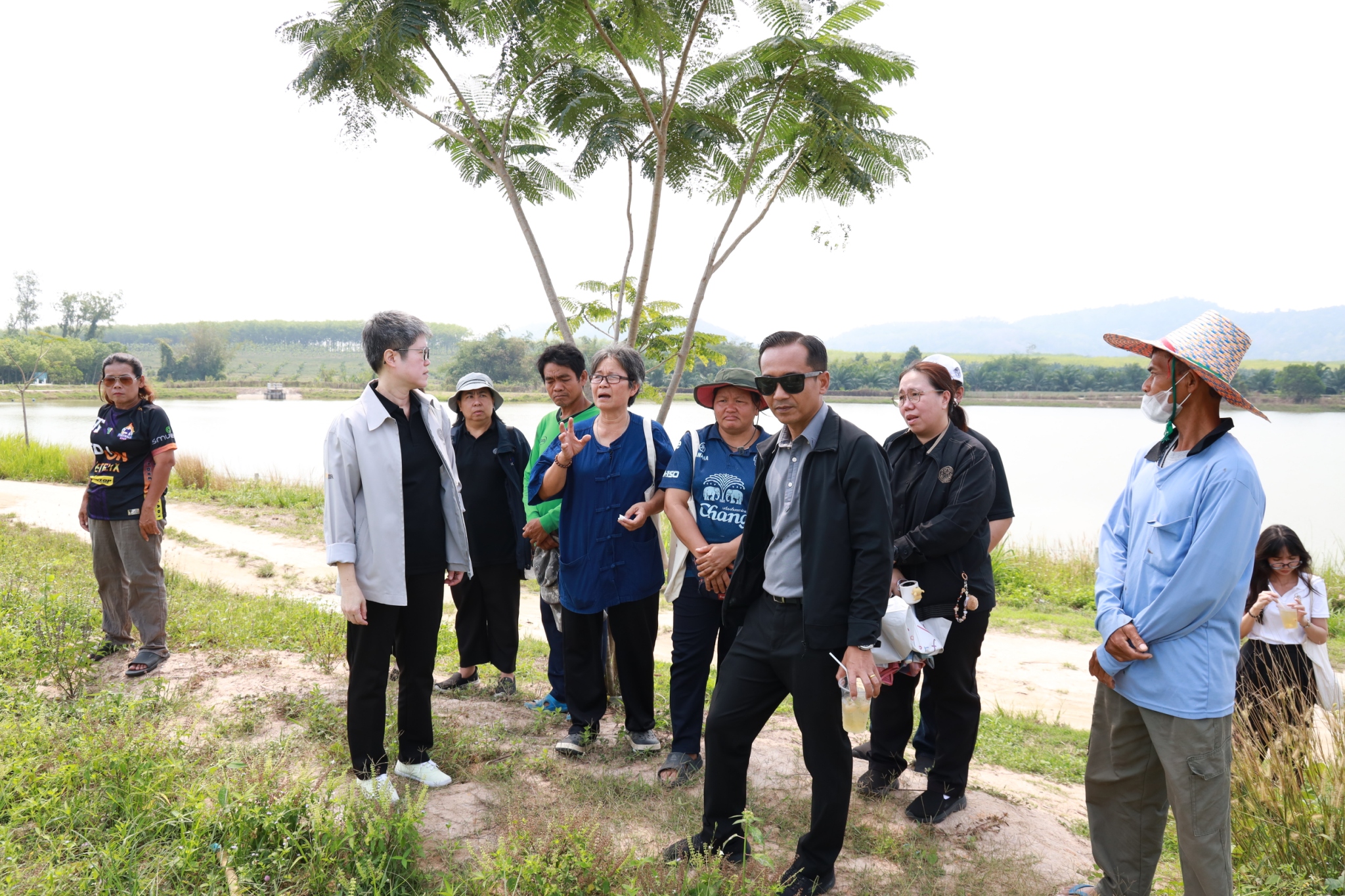 title - ส.ป.ก. ร่วมกับ TICA และ GIZ ลงพื้นที่โครงการนำร่องระบบสูบน้ำพลังงานแสงอาทิตย์เพื่อการเกษตรที่ยั่งยืนในเขตปฏิรูปที่ดิน ณ แปลงพื้นที่ คทช. จังหวัดชลบุรี